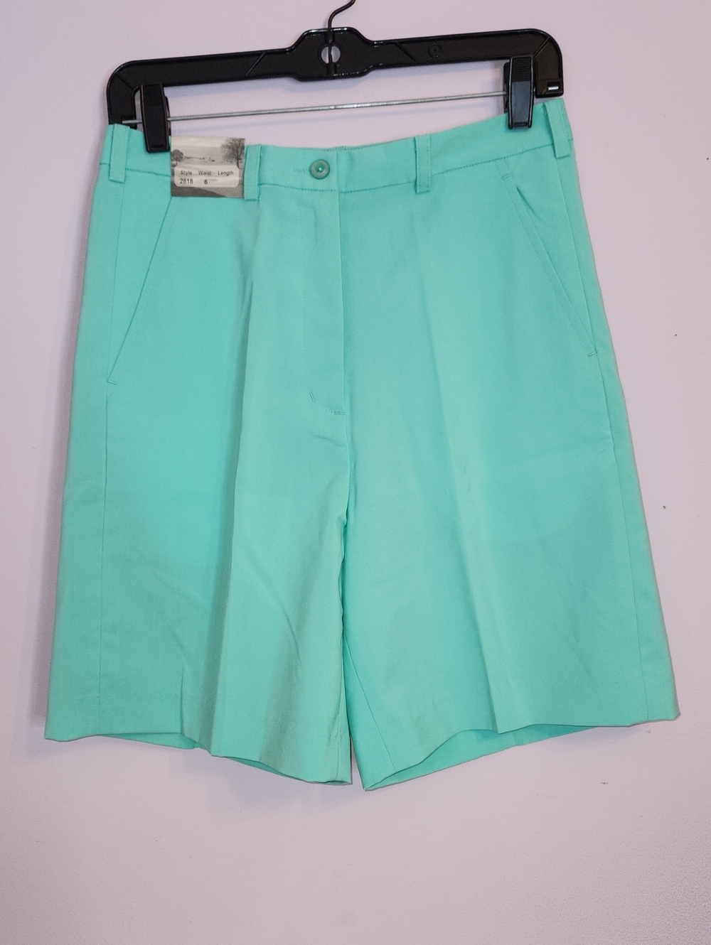 MONTEREY CLUB Mint Green Women's Golf Shorts Pleated Style, size 6